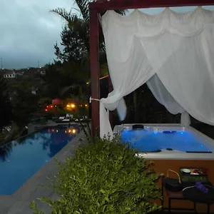 Gasthof Dazk Golden Estate, Ribeira Brava